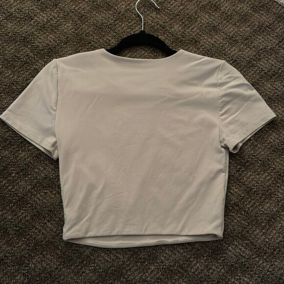 Contour cropped t-shirt - Picture 2 of 4